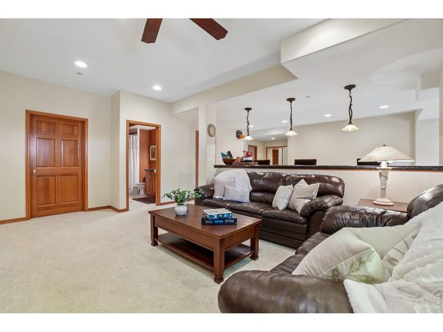 7688 Crestview Dr, Niwot, CO 80504