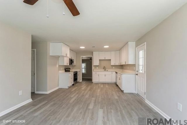 33100 Adams Dr, White Castle, LA 70788