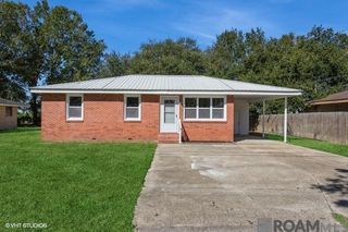 33100 Adams Dr, White Castle, LA 70788