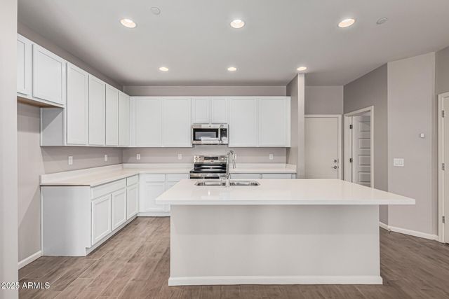 733 E COMMONWEALTH Avenue 23, Chandler, AZ 85225
