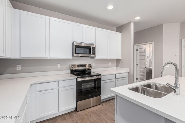 733 E COMMONWEALTH Avenue 23, Chandler, AZ 85225