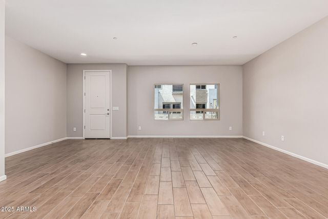 733 E COMMONWEALTH Avenue 23, Chandler, AZ 85225