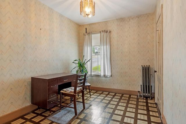 20 Orient Street, Worcester, MA 01604