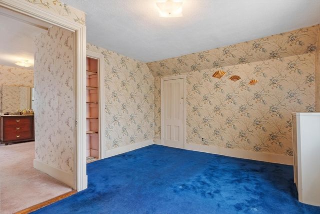 20 Orient Street, Worcester, MA 01604