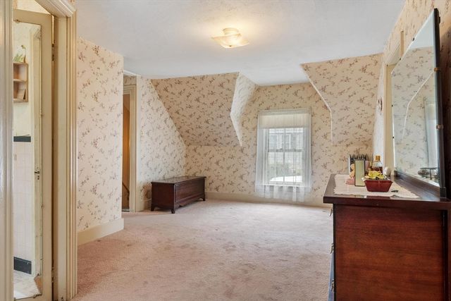 20 Orient Street, Worcester, MA 01604