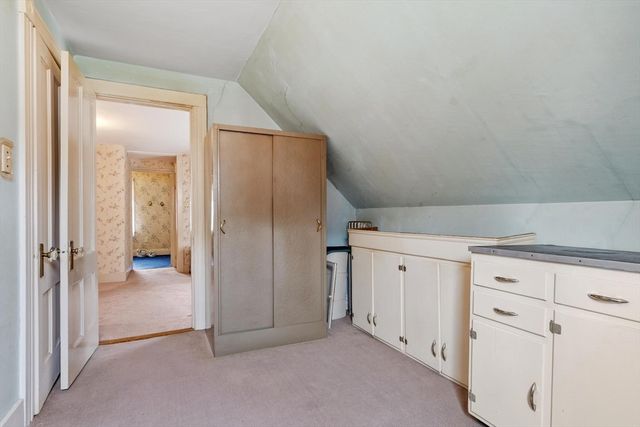 20 Orient Street, Worcester, MA 01604