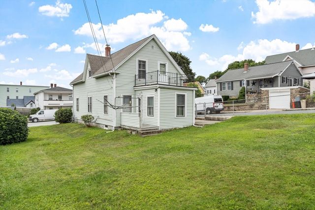 20 Orient Street, Worcester, MA 01604