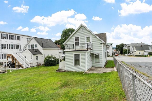 20 Orient Street, Worcester, MA 01604
