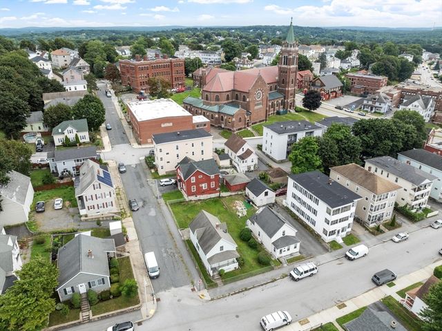 20 Orient Street, Worcester, MA 01604