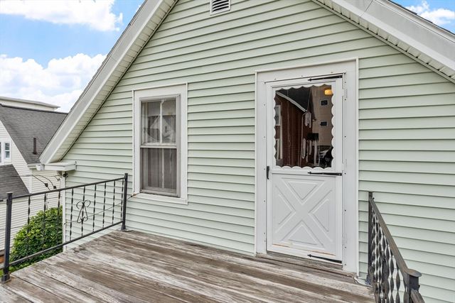 20 Orient Street, Worcester, MA 01604