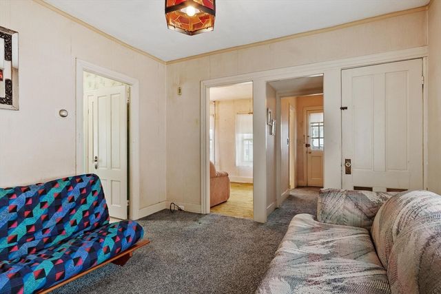 20 Orient Street, Worcester, MA 01604