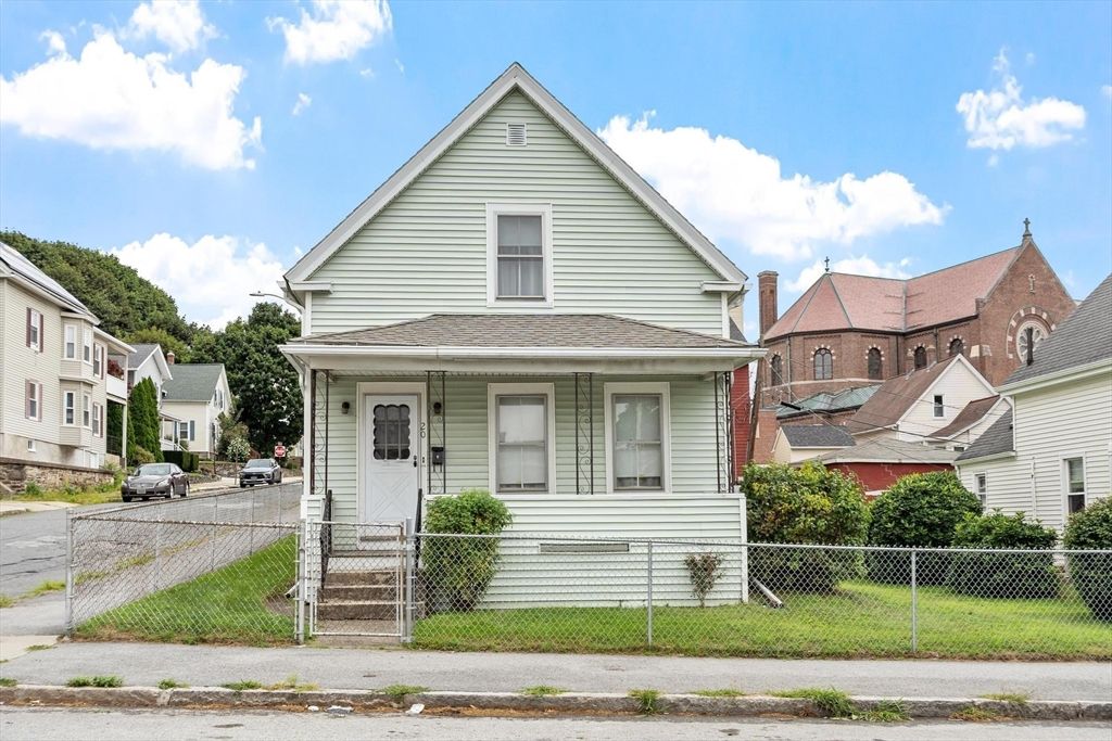 20 Orient Street, Worcester, MA 01604
