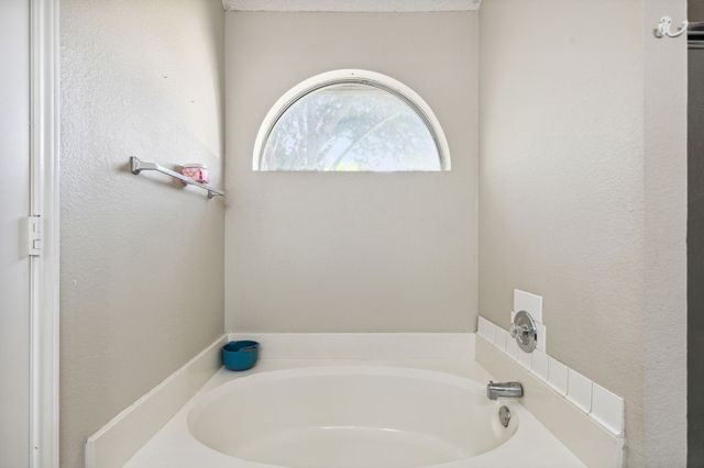 2707 Yorkfield Court, Arlington, TX 76001