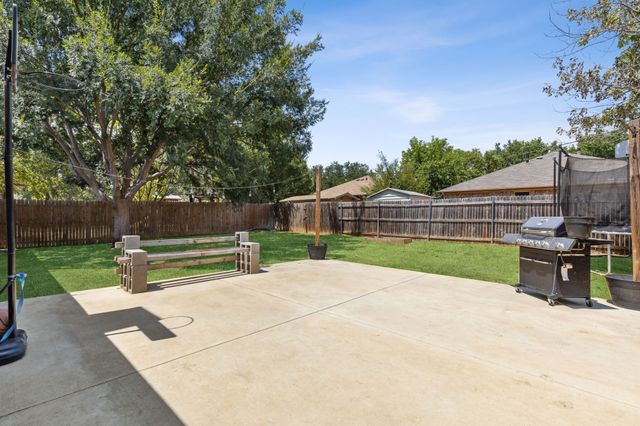 2707 Yorkfield Court, Arlington, TX 76001