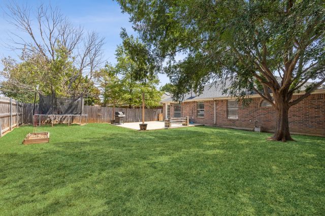 2707 Yorkfield Court, Arlington, TX 76001