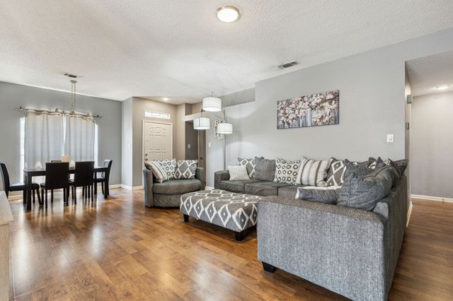 2707 Yorkfield Court, Arlington, TX 76001