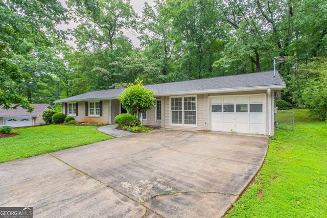 1496 Indian Forest Court, Stone Mountain, GA 30083