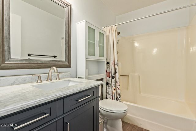 1833 E SANDRA Terrace, Phoenix, AZ 85022