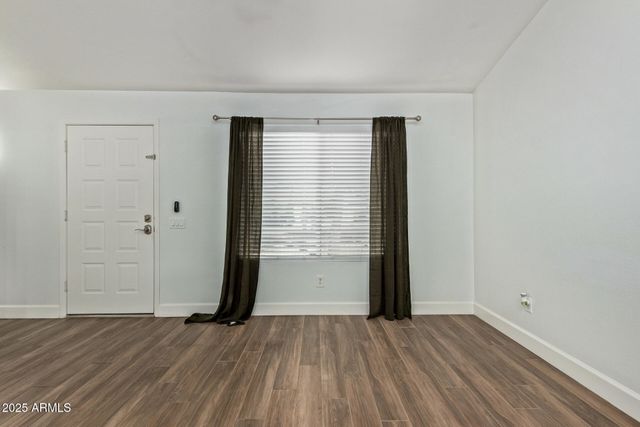 1833 E SANDRA Terrace, Phoenix, AZ 85022