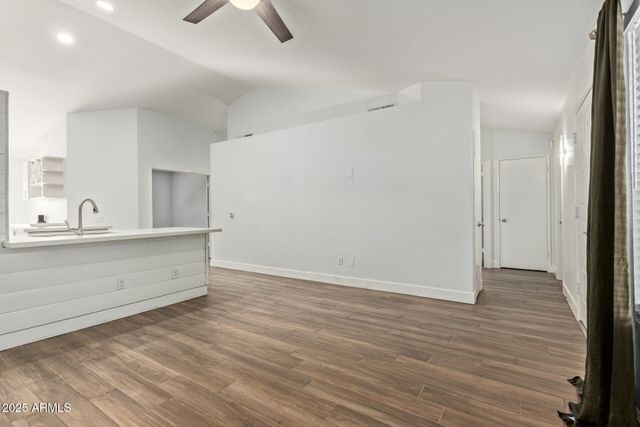 1833 E SANDRA Terrace, Phoenix, AZ 85022