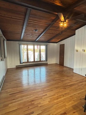 15744 DOUBLE B LANE, Mountain, WI 54149