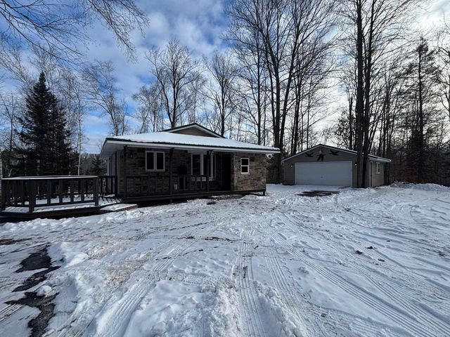 15744 DOUBLE B LANE, Mountain, WI 54149
