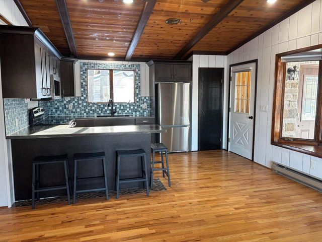 15744 DOUBLE B LANE, Mountain, WI 54149