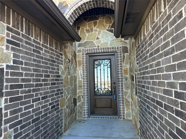 110 Hummingbird Drive, Weatherford, TX 76088