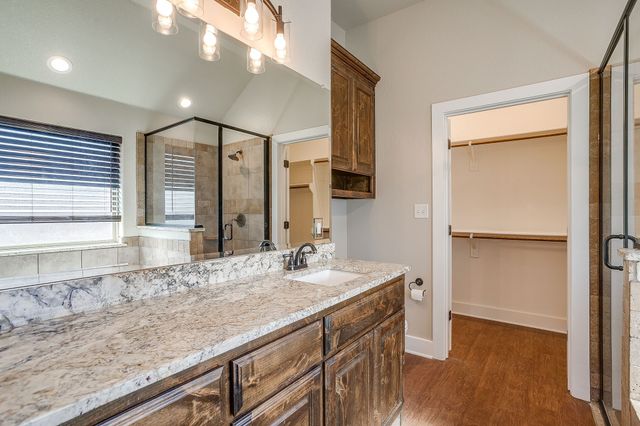 110 Hummingbird Drive, Weatherford, TX 76088