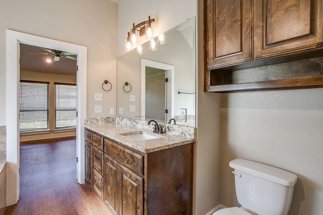 110 Hummingbird Drive, Weatherford, TX 76088