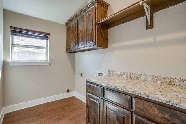 110 Hummingbird Drive, Weatherford, TX 76088