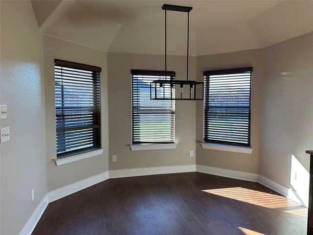 110 Hummingbird Drive, Weatherford, TX 76088