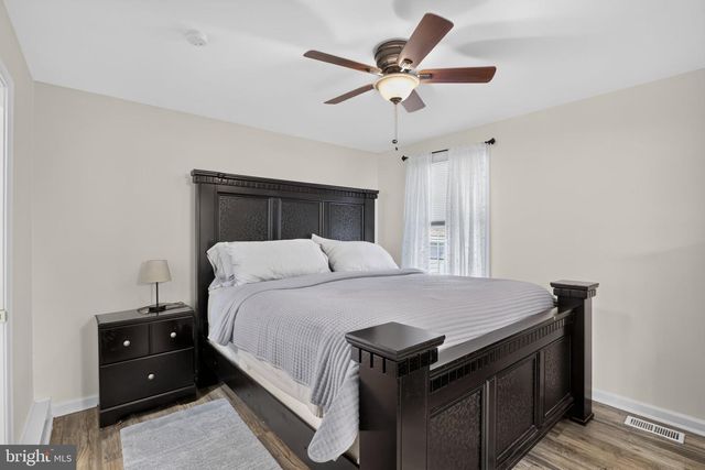 1217 MAYFIELD RD, Wilmington, DE 19803