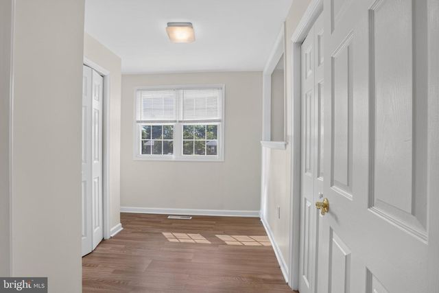 1217 MAYFIELD RD, Wilmington, DE 19803