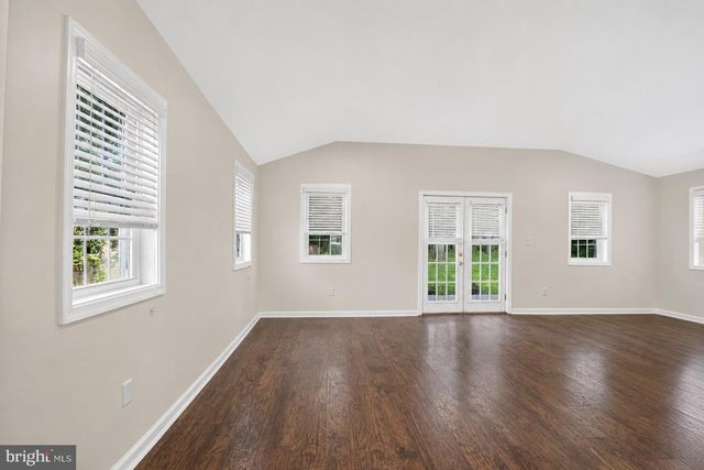 1217 MAYFIELD RD, Wilmington, DE 19803