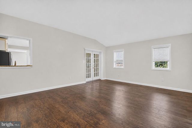 1217 MAYFIELD RD, Wilmington, DE 19803