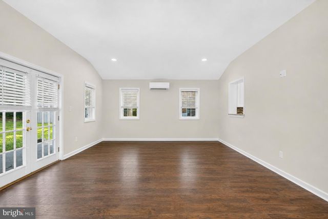 1217 MAYFIELD RD, Wilmington, DE 19803
