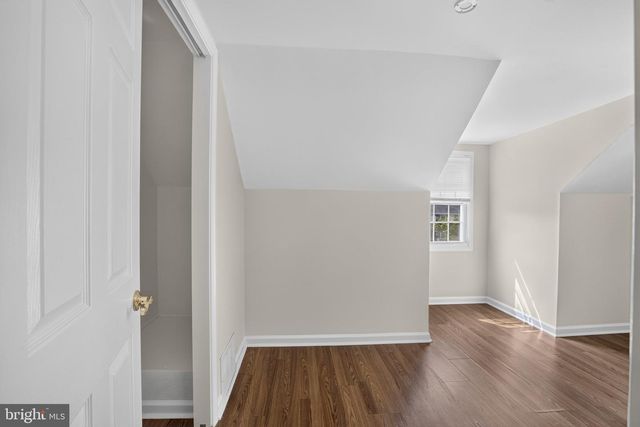 1217 MAYFIELD RD, Wilmington, DE 19803