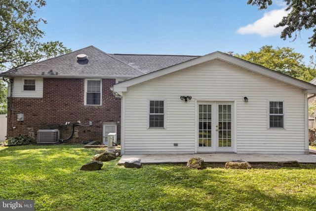 1217 MAYFIELD RD, Wilmington, DE 19803