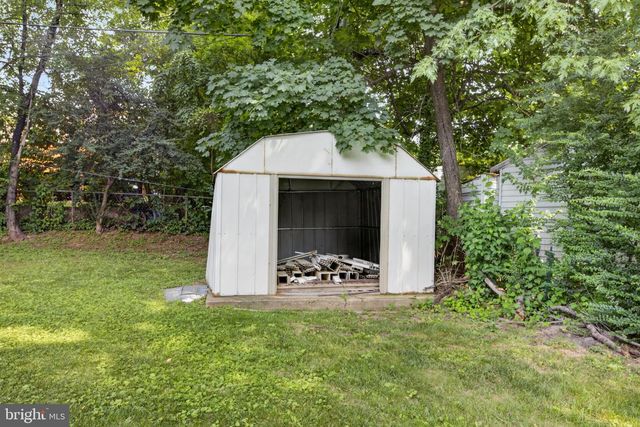 1217 MAYFIELD RD, Wilmington, DE 19803