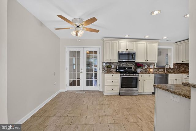 1217 MAYFIELD RD, Wilmington, DE 19803