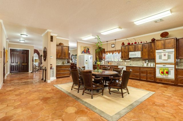 42 W Dansby Drive, Galveston, TX 77551