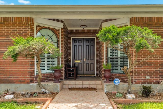 42 W Dansby Drive, Galveston, TX 77551