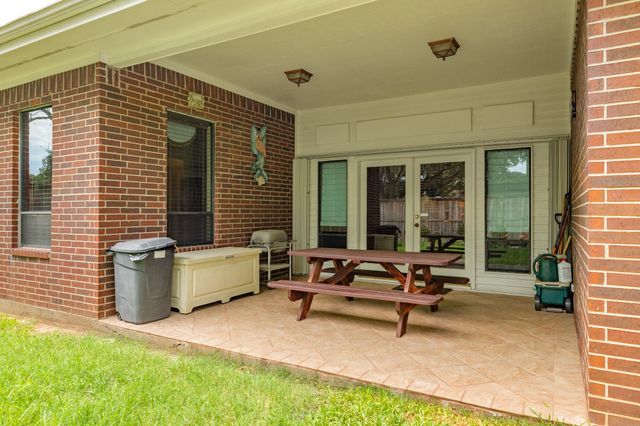 42 W Dansby Drive, Galveston, TX 77551