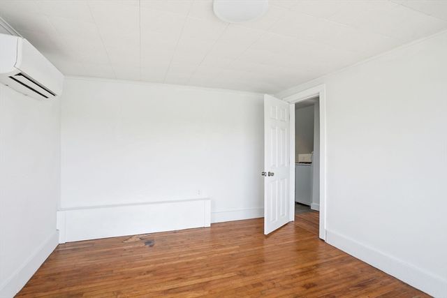 63 Oakdale Ave, Marion, MA 02738