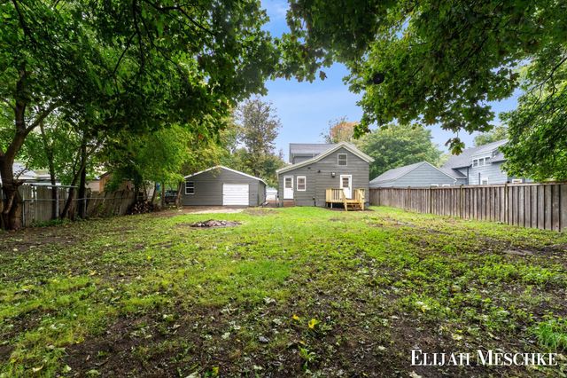 312 N Smith Street, Greenville, MI 48838