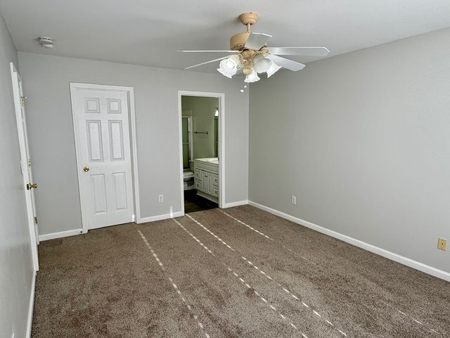 828 Mulberry Dr, Columbia, TN 38401