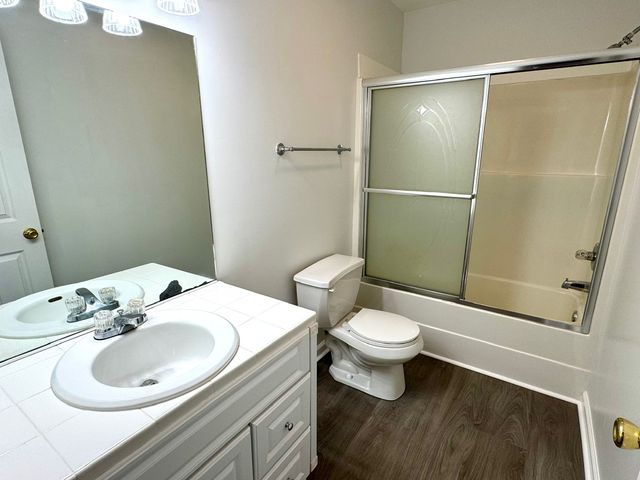 828 Mulberry Dr, Columbia, TN 38401
