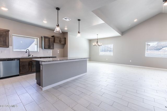 1804 Kelsey Davis Avenue, El Paso, TX 79928