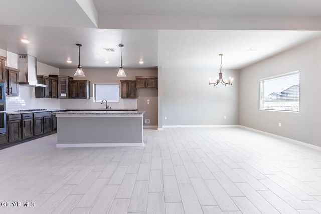 1804 Kelsey Davis Avenue, El Paso, TX 79928
